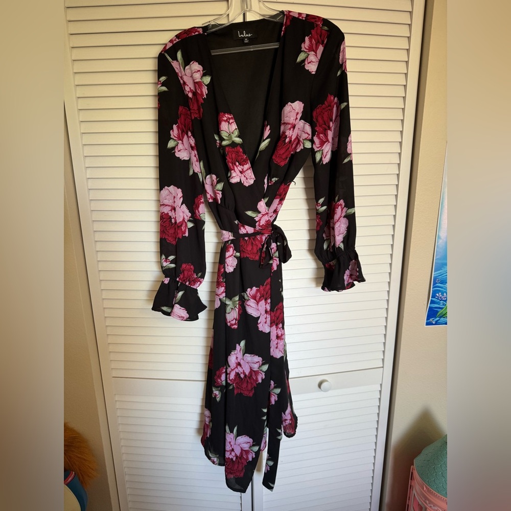 Lulus floral midi‎ wrap dress - m